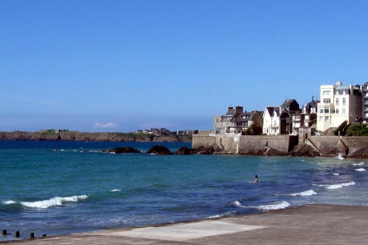 Apartment Spacious Near The Sea In Saint-Malo